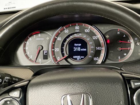 Used 2017 Honda Accord Touring image 38