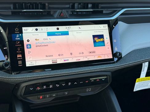 New 2026 Jeep Cherokee Laredo image 14