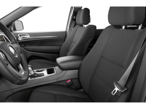 Used 2018 Jeep Grand Cherokee Laredo image 47