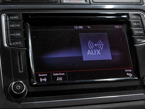 Used 2017 Volkswagen Tiguan S FWD image 31