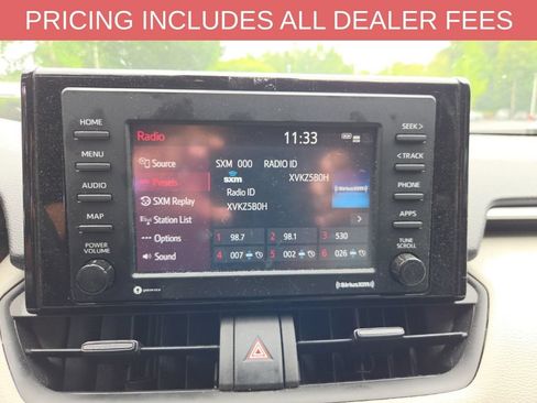 Used 2022 Toyota RAV4 XLE AWD/4WD image 7