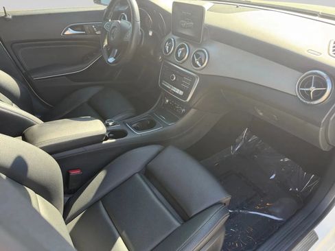 Used 2018 Mercedes-Benz CLA 250 image 20