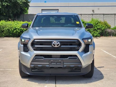 Used 2024 Toyota Tacoma SR RWD image 3