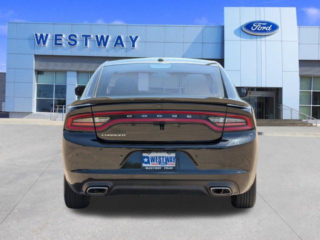 Used 2022 Dodge Charger SXT RWD image 4