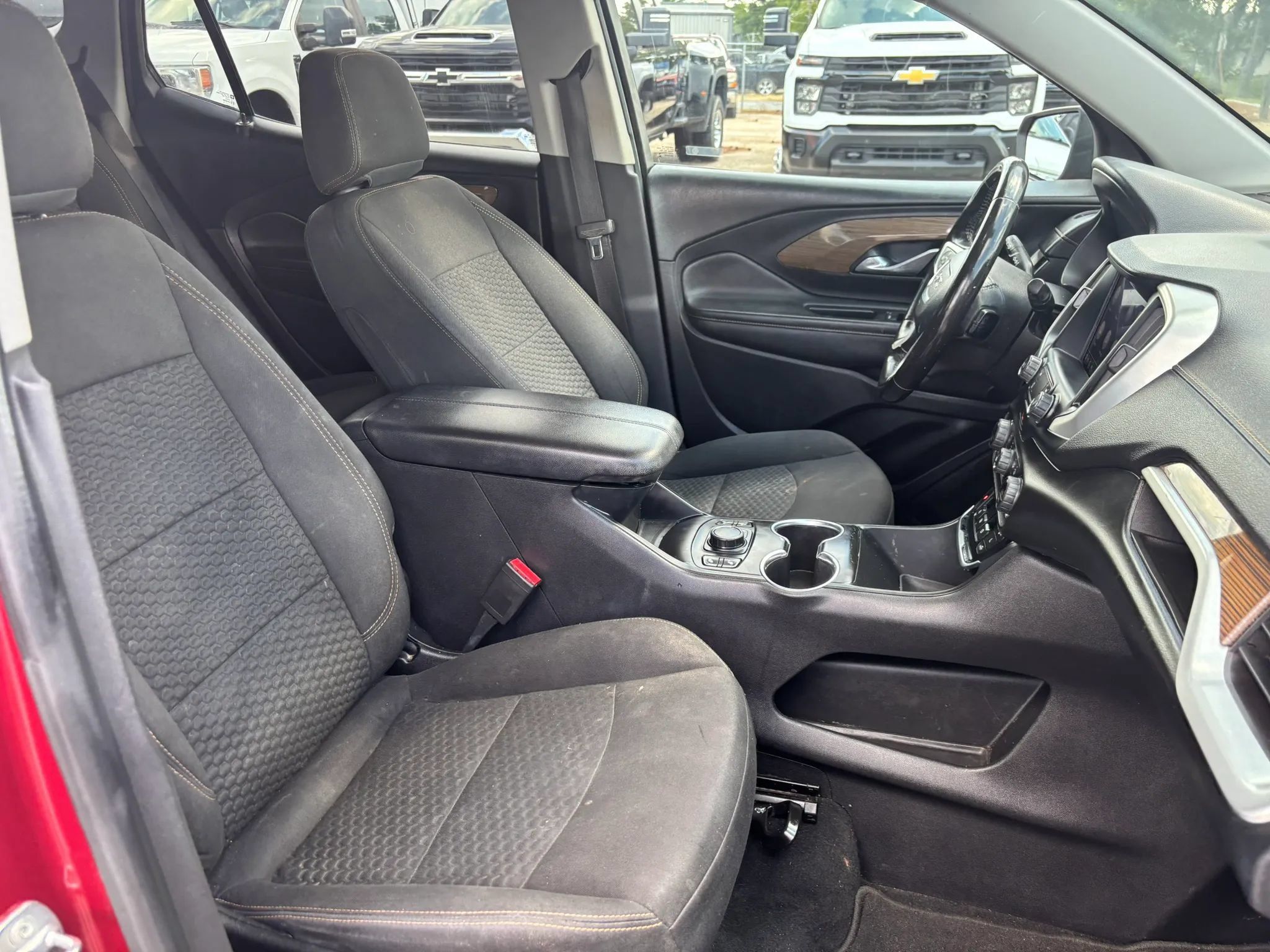 Used 2019 GMC Terrain SLE w/ Driver Convenience Package FWD image 21