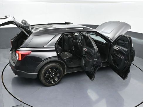 Used 2023 Ford Explorer ST-Line w/ Class IV Trailer Tow Package image 50