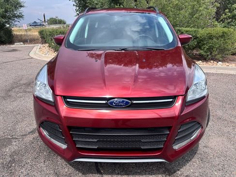 Used 2015 Ford Escape SE w/ Equipment Group 201A AWD/4WD image 4