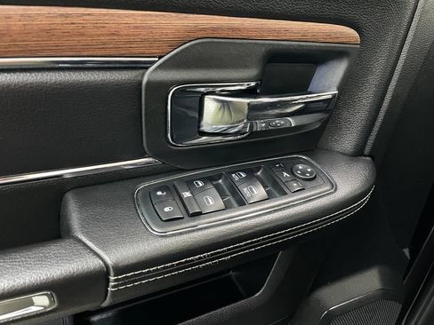 Used 2018 RAM 1500 Laramie AWD/4WD image 25