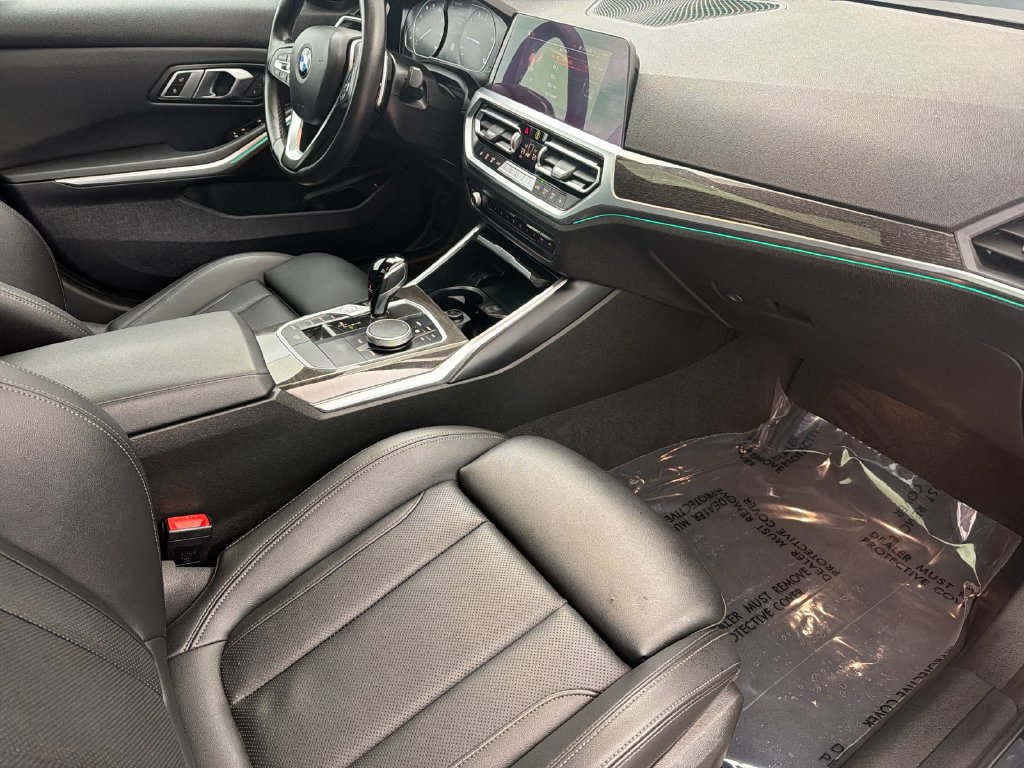 Used 2022 BMW 330i Sedan w/ Driving Assistance Package RWD image 14