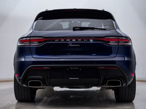 Used 2023 Porsche Macan image 11