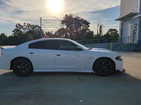 Used 2020 Dodge Charger R/T w/ Driver Convenience Group RWD image 4