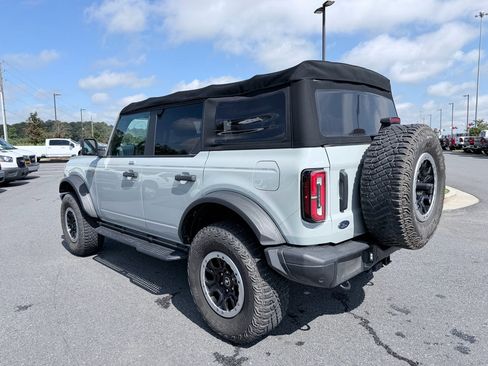 Used 2022 Ford Bronco Badlands w/ Sasquatch Package AWD/4WD image 7