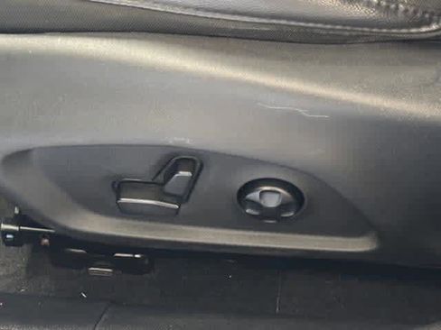 Used 2018 Jeep Compass Latitude w/ Cold Weather Group image 17