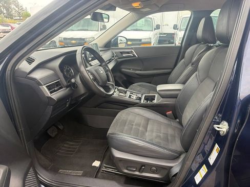 Used 2023 Mitsubishi Outlander SE AWD/4WD image 24