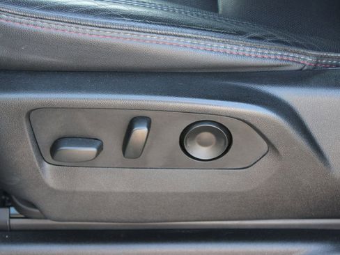 Used 2021 Chevrolet Suburban RST RWD image 22