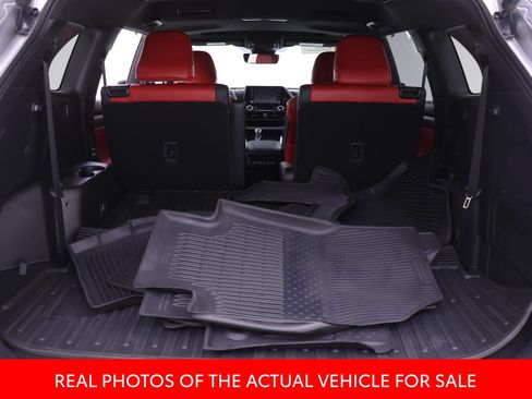 Certified 2021 Toyota Highlander XSE AWD/4WD image 15