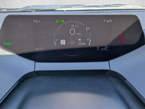New 2026 Toyota Prius Plug-In Hybrid FWD image 11