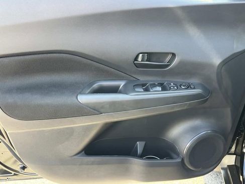 Certified 2025 Nissan Kicks Play S FWD image 26
