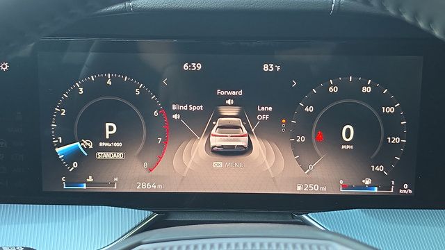 Used 2025 Nissan Murano SL AWD/4WD image 11