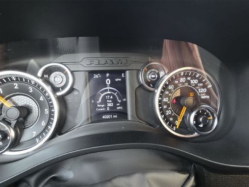 Used 2022 RAM 1500 Big Horn image 12