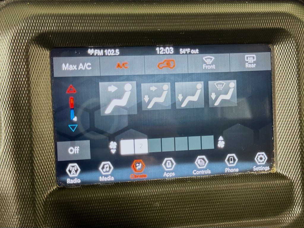 Used 2022 Jeep Wrangler Unlimited Sport AWD/4WD image 27