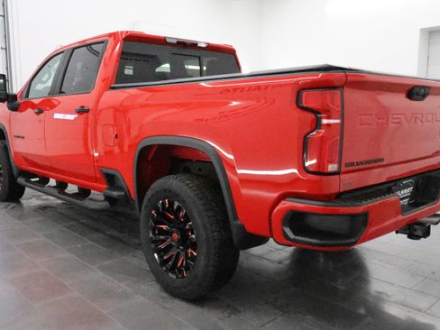 Used 2024 Chevrolet Silverado 2500 LT w/ Z71 Sport Edition image 6