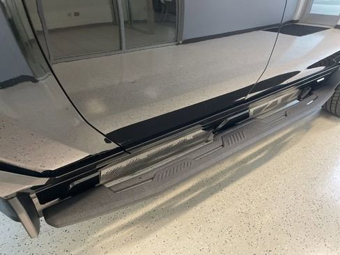 New 2025 GMC Hummer EV 2X AWD/4WD image 16