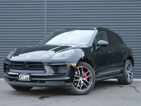 Used 2023 Porsche Macan S image 1