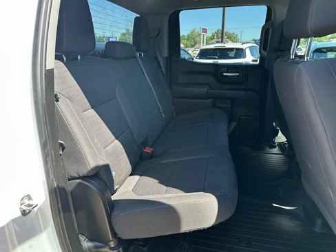 Used 2022 Chevrolet Silverado 1500 W/T w/ WT Value Package AWD/4WD image 17