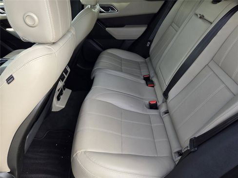 Used 2019 Land Rover Range Rover Velar S AWD/4WD image 29