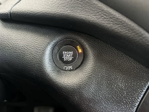 Used 2022 Jeep Cherokee Limited image 21