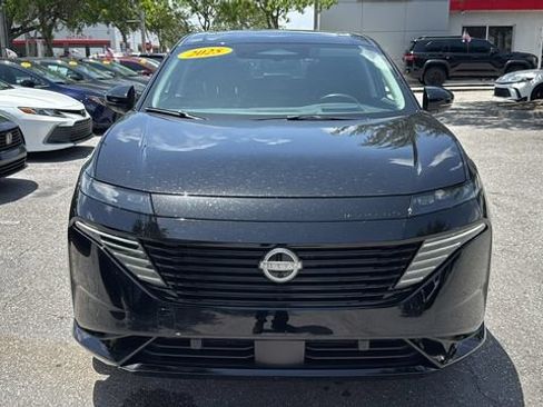 Used 2025 Nissan Murano Platinum w/ Cargo Package AWD/4WD image 2