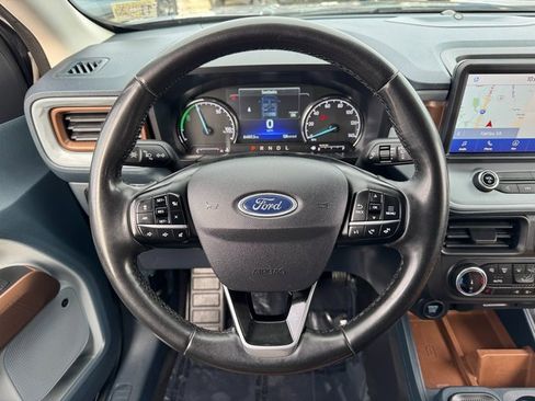 Certified 2023 Ford Maverick Lariat w/ Lariat Luxury Package image 22