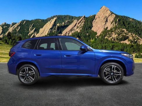 Certified 2025 BMW X1 xDrive28i w/ M Sport Package AWD/4WD image 4