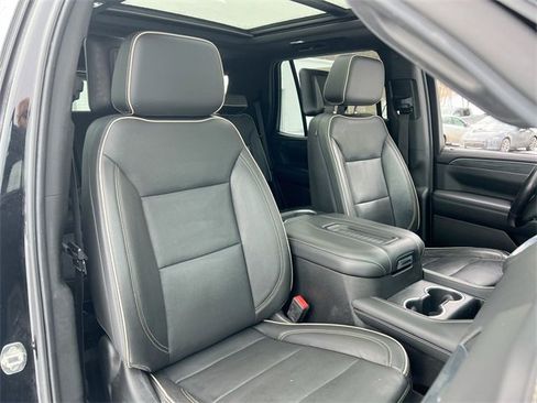 Used 2021 GMC Yukon SLT w/ SLT Luxury Plus Package image 29