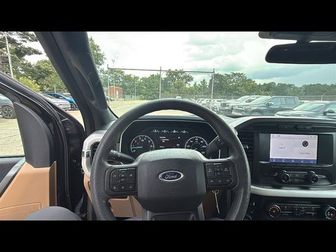 Used 2023 Ford F150 XLT image 11