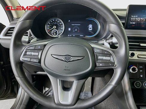 Used 2025 Genesis G70 2.5T RWD image 14