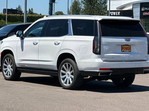Used 2023 Cadillac Escalade Premium Luxury Platinum AWD/4WD image 6