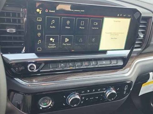 Used 2024 GMC Sierra 1500 Elevation image 33