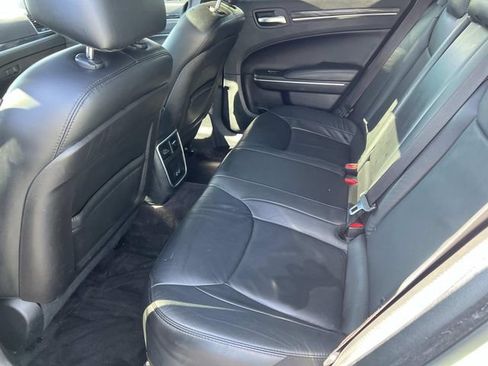 Used 2017 Chrysler 300 Limited w/ Value Package AWD/4WD image 12