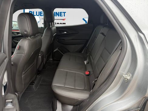 Used 2025 Chevrolet TrailBlazer RS w/ Driver Confidence Package FWD image 22