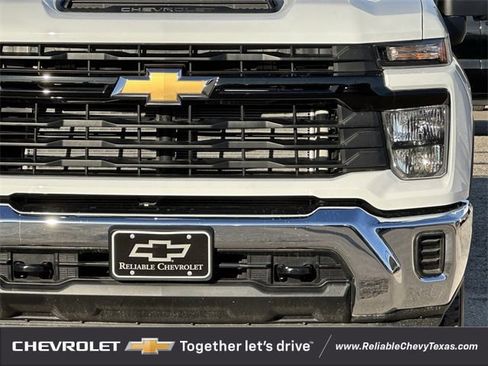 New 2026 Chevrolet Silverado 2500 W/T w/ WT Convenience Package image 9