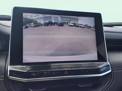 New 2023 Jeep Compass Altitude w/ Sun and Sound Group image 6