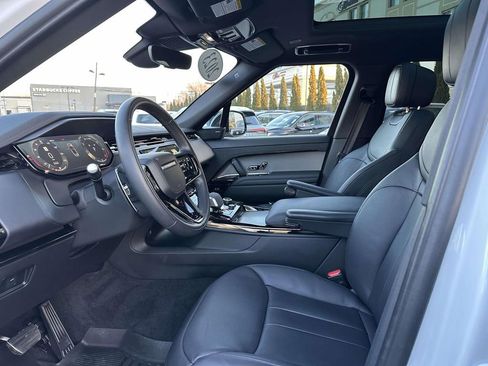 Used 2023 Land Rover Range Rover Sport SE Dynamic image 16