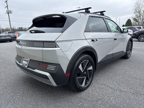 Used 2025 Hyundai Ioniq 5 SEL image 7
