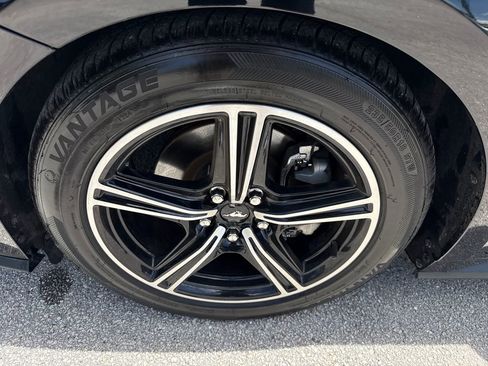 Used 2024 Ford Mustang Premium image 13