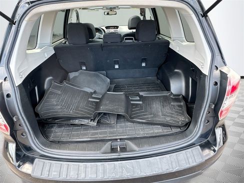 Used 2016 Subaru Forester 2.5i Premium w/ All-Weather Package image 24