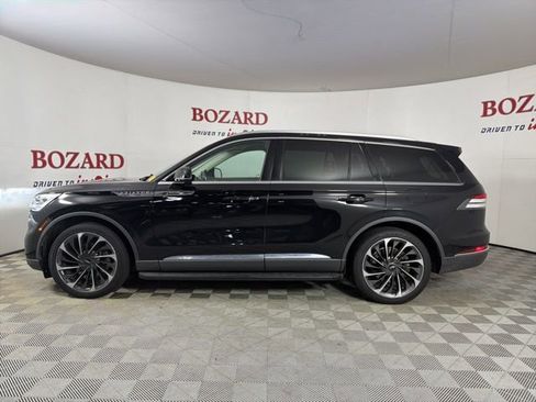Used 2020 Lincoln Aviator Reserve w/ Equipment Group 202A image 5