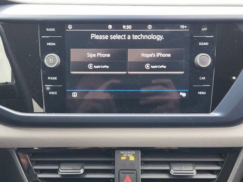 Used 2023 Volkswagen Taos SE FWD image 17