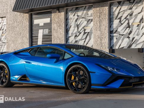 Used 2023 Lamborghini Huracan Tecnica image 19